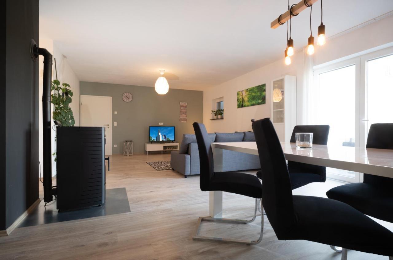 Ferienwohnung Auf Villa Hendschhof Sankt Wendel Esterno foto